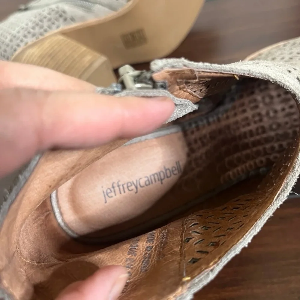 Jeffrey Campbell Women's Medera Cutout Ankle Booties Suede Taupe size 9 Boho - Picture 8 of 10